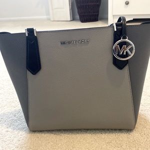NWOT Michael Kors tote